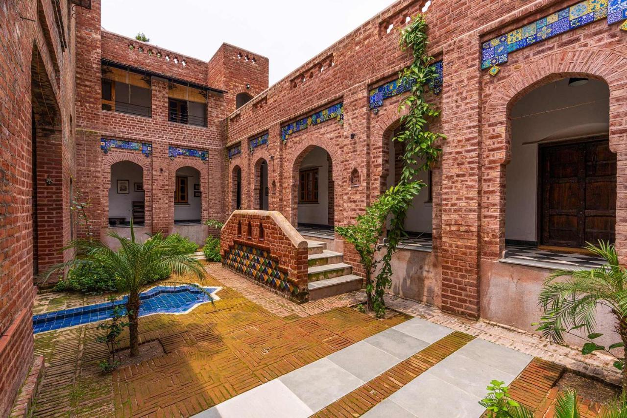 Stayvista'S Peepal Haveli - Rustic Kothi With Terrace, Breathtaking View & Bonfire Narainpur  Zewnętrze zdjęcie