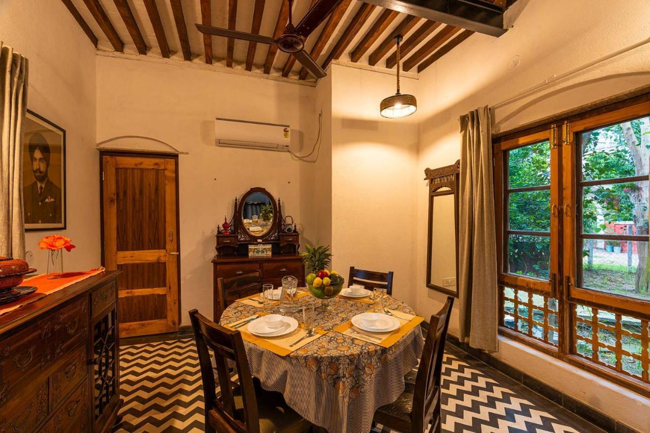Stayvista'S Peepal Haveli - Rustic Kothi With Terrace, Breathtaking View & Bonfire Narainpur  Zewnętrze zdjęcie